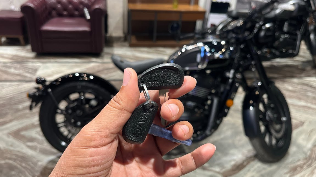 Jawa 42 Bobber